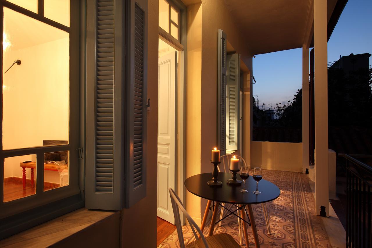 Live In Athens, Thiseio Historic House Atenas Exterior foto